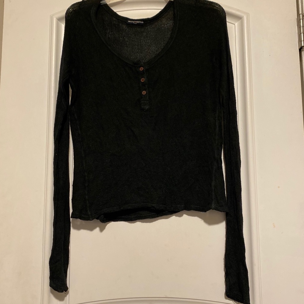 🖤 Brandy Melville Vintage Knit Henley🖤